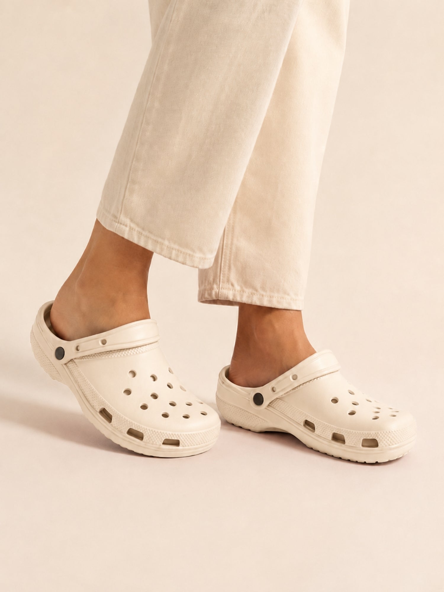 HONU COMFORT Women, Men, Toddlers Classic Korean Clogs in Cream Non-Slip Sandals + FREE Shoe charmss